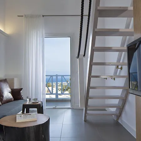 Loizos Stylish Residences 3*