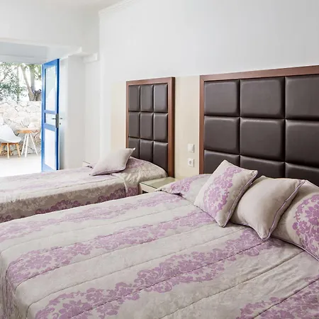 Loizos Stylish Residences 3* Fira (Santorini)