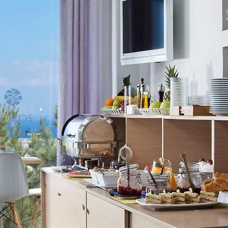 Loizos Stylish Residences Hotel