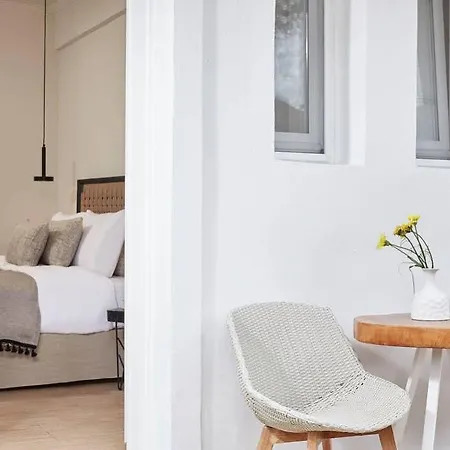 Hotel Loizos Stylish Residences 3*