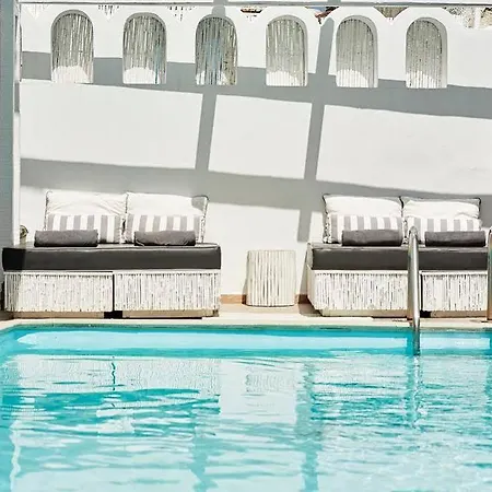 Hotel Loizos Stylish Residences Fira (Santorini)